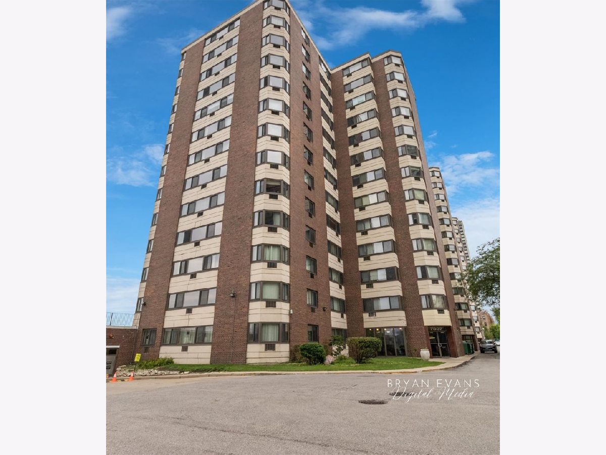 For Rent Chicago Illinois, 7337 South Shore