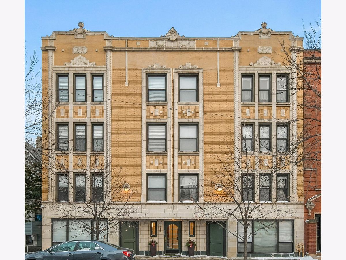  Rented Chicago Illinois, 4105 Damen