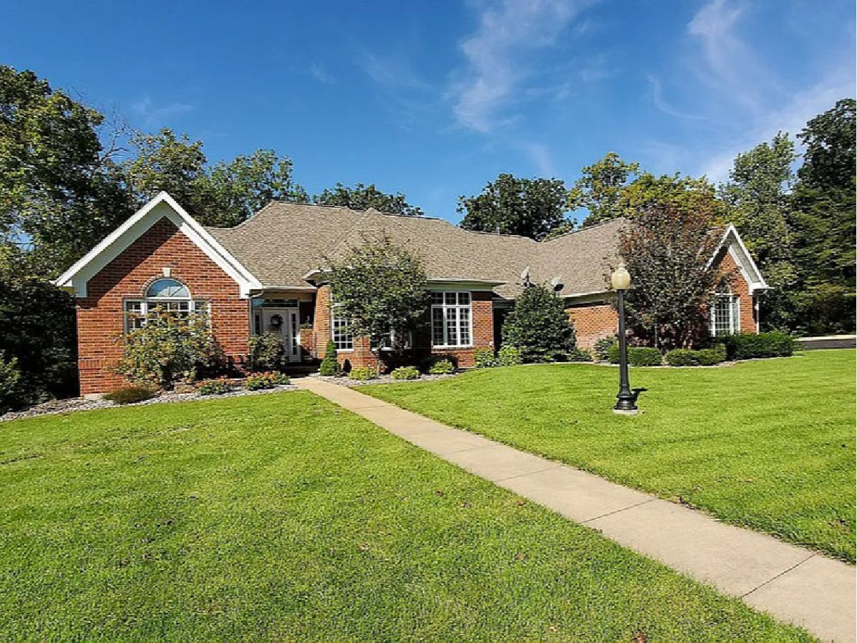  For Sale East Dubuque Illinois, 23 Roosevelt Drive