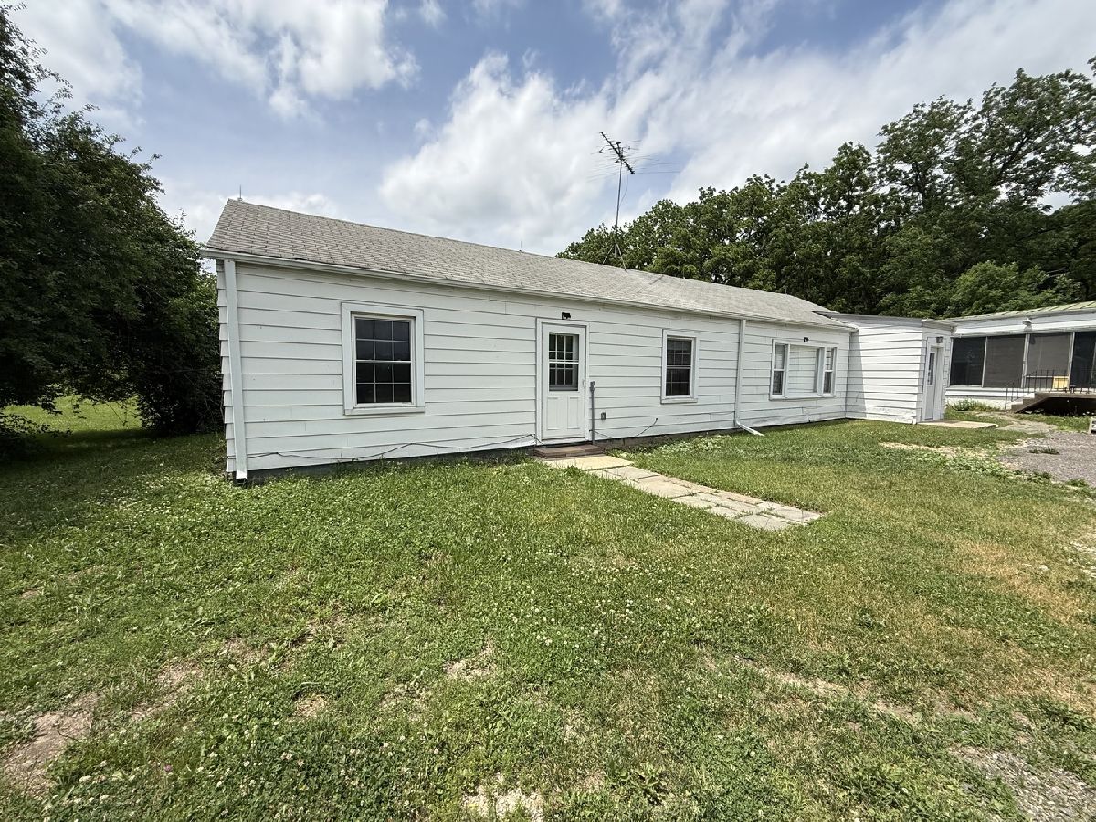  Rented Old Mill Creek Illinois, 17915 Sand Lake