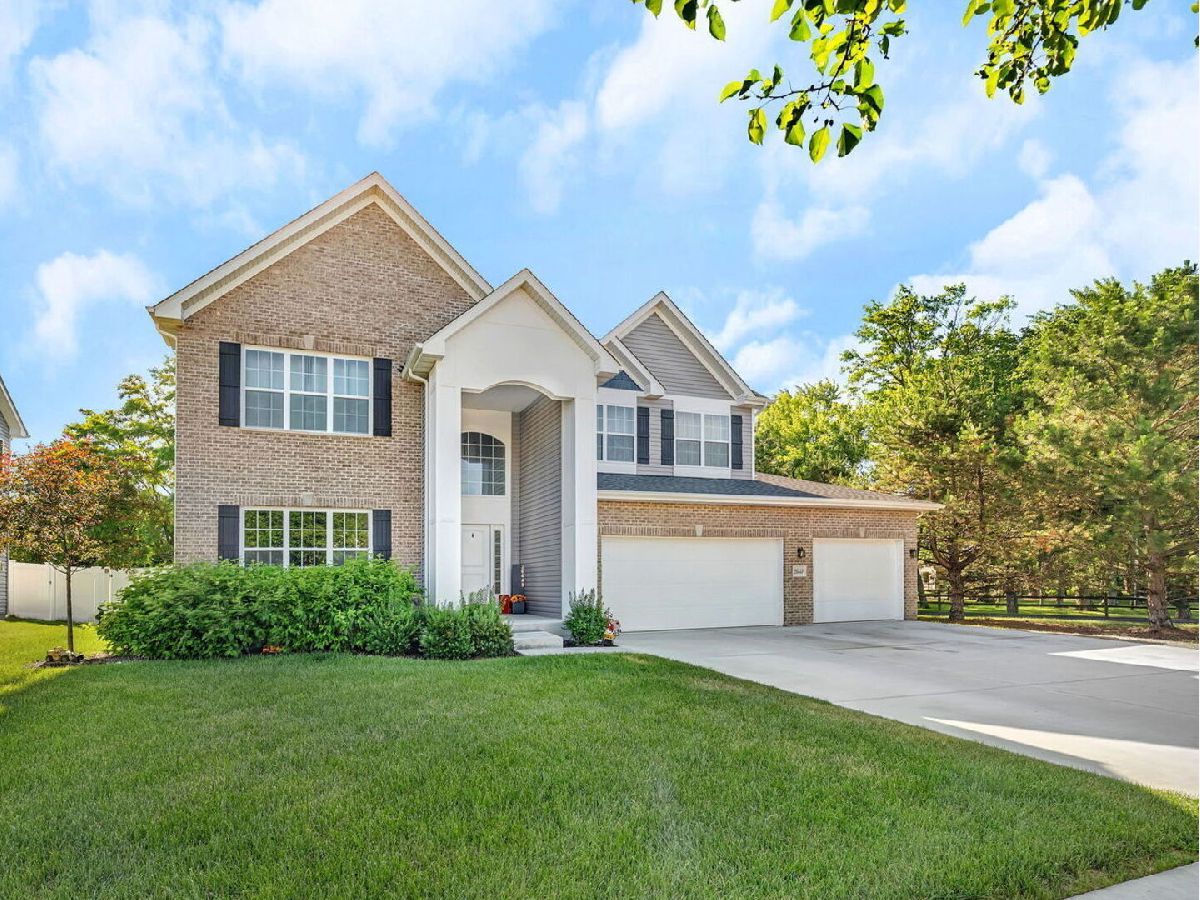  For Sale Channahon Illinois, 26449 Waterford Trail