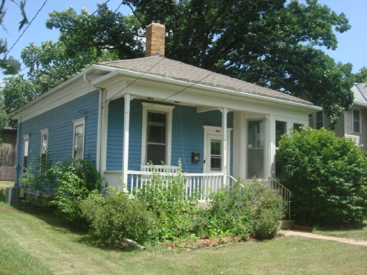  For Sale Ottawa Illinois, 424 Main Street