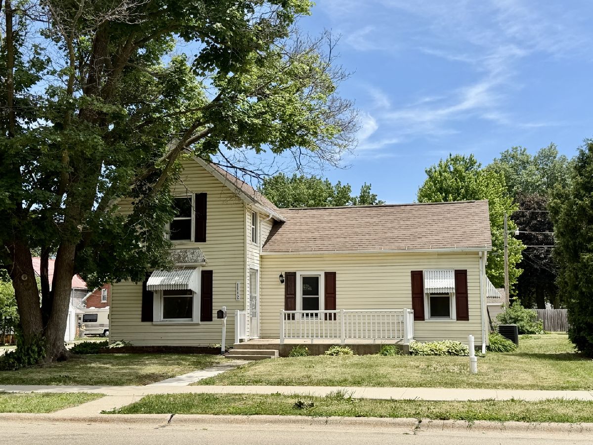  For Sale Sterling Illinois, 1112 6th Avenue