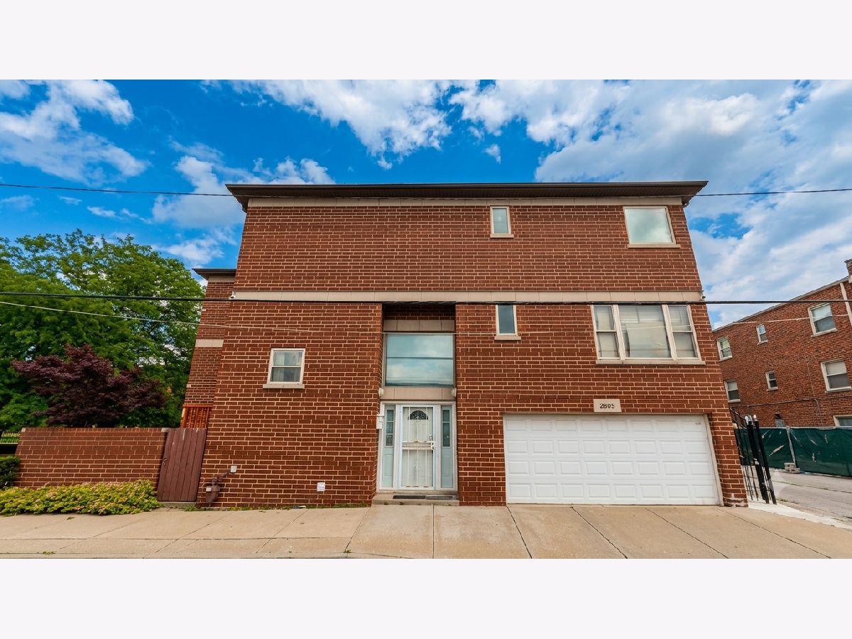  For Sale Chicago Illinois, 2805 Stewart Avenue