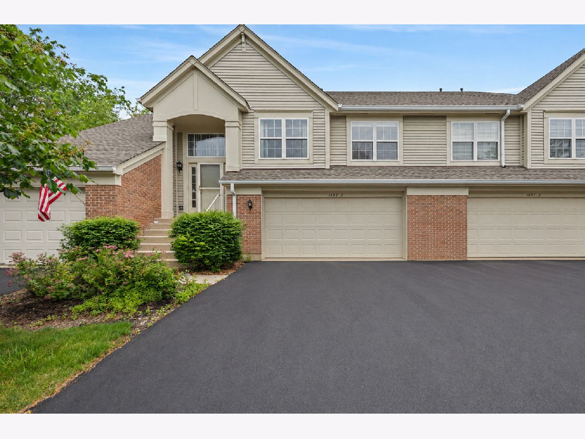  For Rent Bartlett Illinois, 1632 Columbia