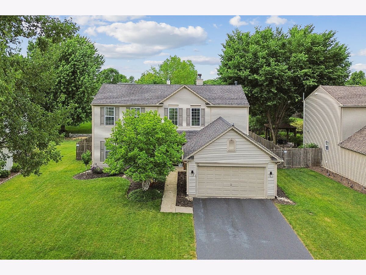Homes For Sale Augusta Village Greens Bolingbrook Illinois, 151 Holly Street