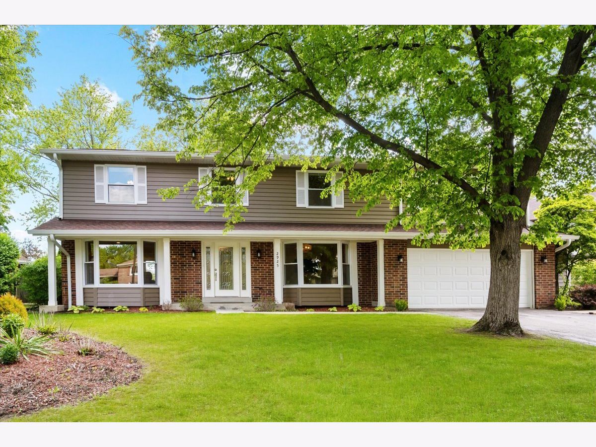  For Sale Highland Park Illinois, 2925 Parkside Drive