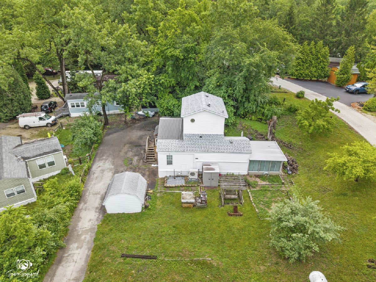 Homes For Sale Shadow Lakes Wilmington Illinois, 46 Lakeshore Drive