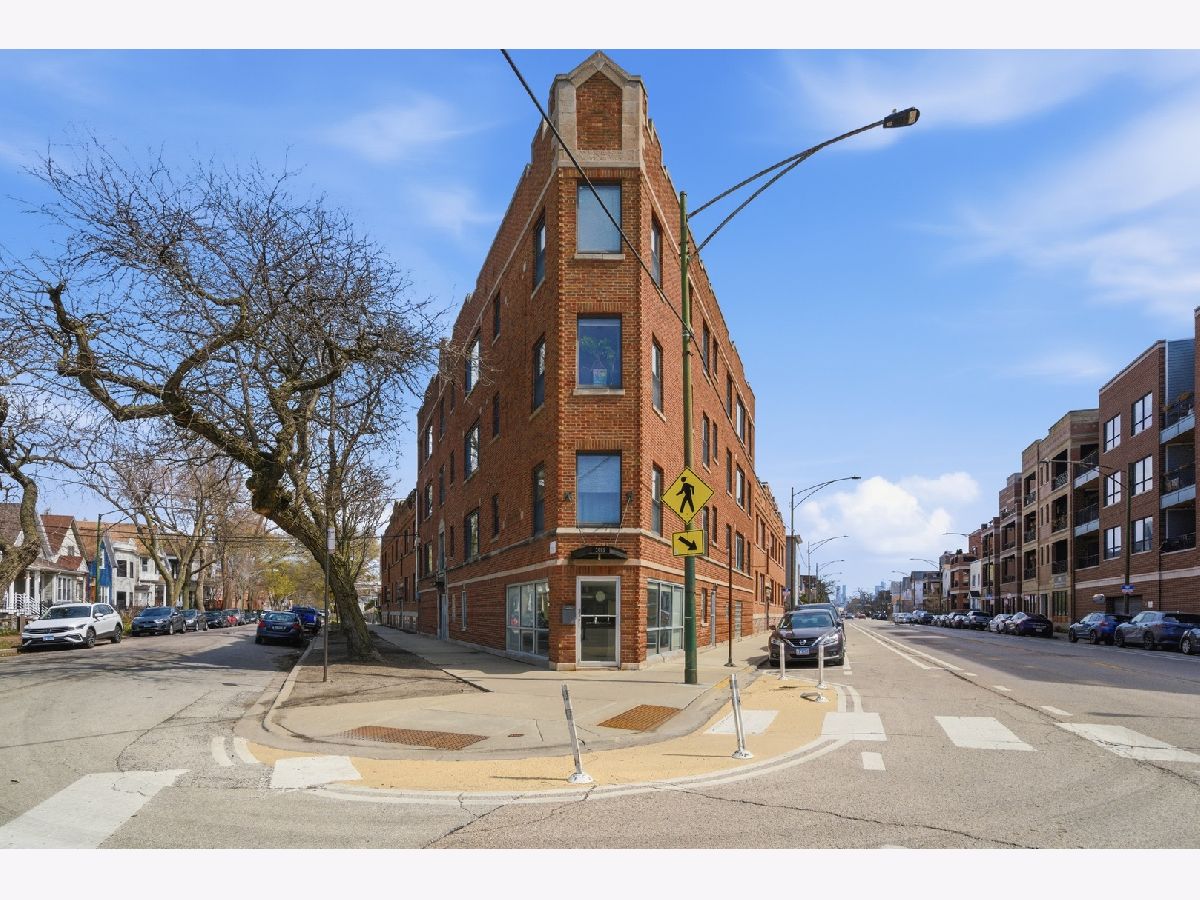  Rented Chicago Illinois, 2245 Barry