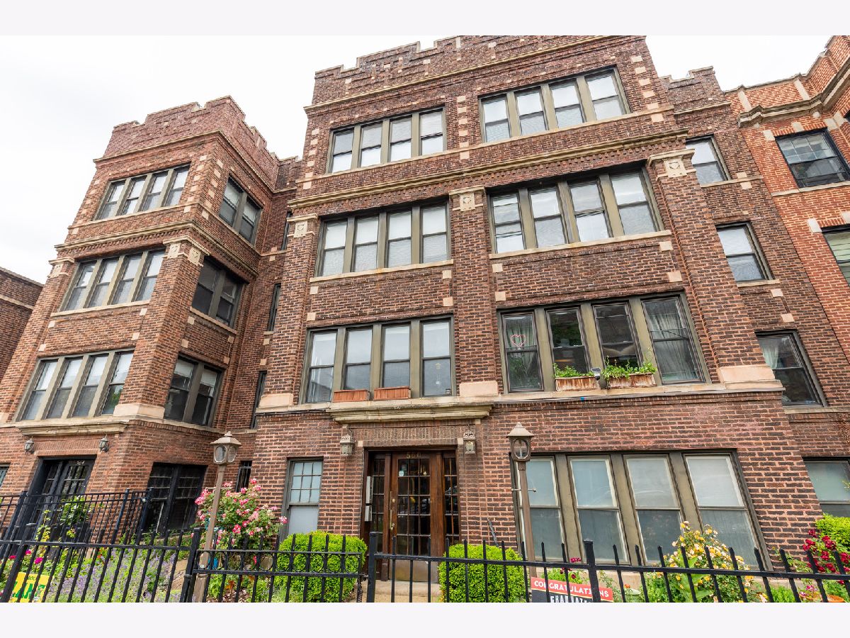  Sold Chicago Illinois, 560 Roscoe