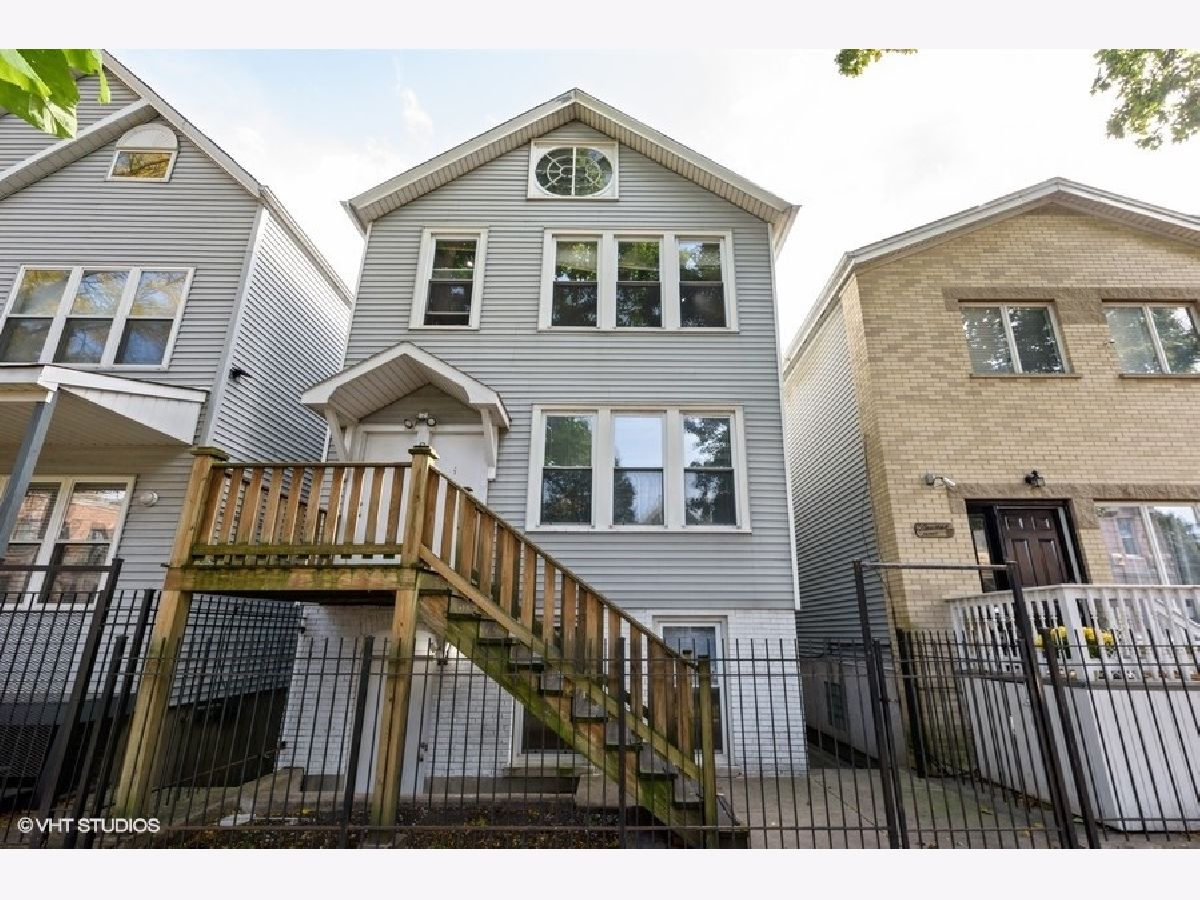  Rented Chicago Illinois, 2443 Greenview