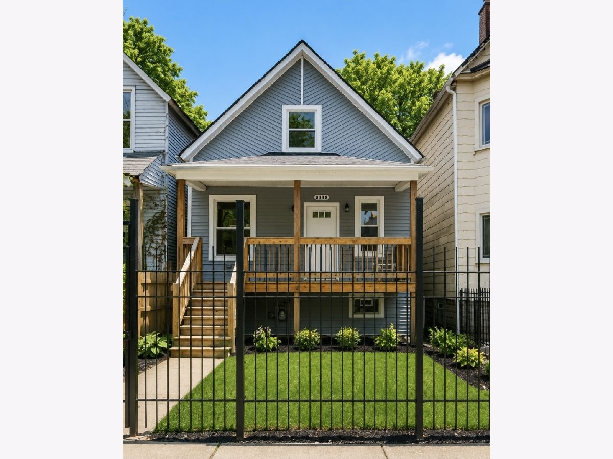  For Sale Chicago Illinois, 8008 Muskegon Avenue