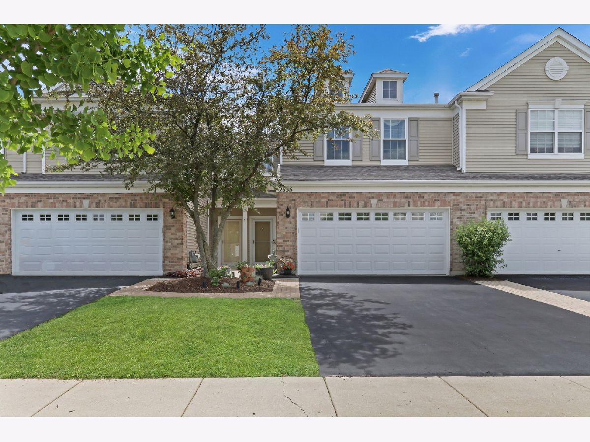 Townhomes & Homes For Sale Evergreen Park Mchenry Illinois, 2636 Evergreen Circle