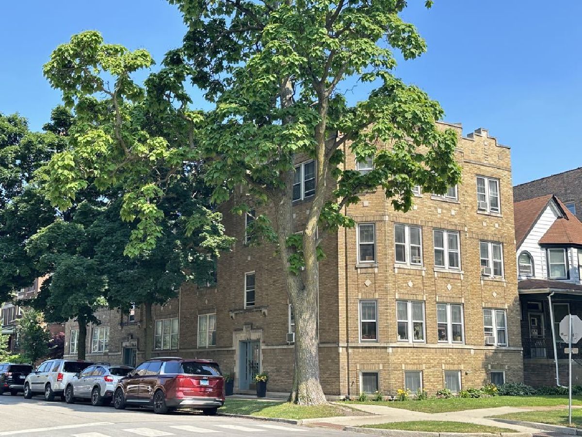  Rented Chicago Illinois, 1653 Gregory