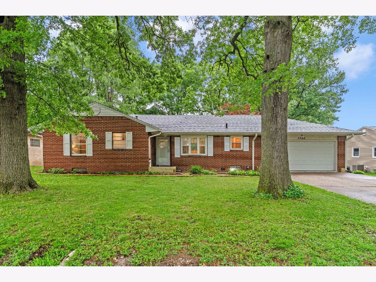  For Sale Moline Illinois, 3306 15th Street A Street