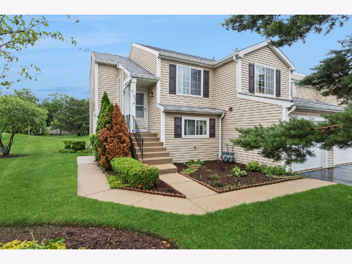  For Sale Schaumburg Illinois, 2134 Northwind Circle