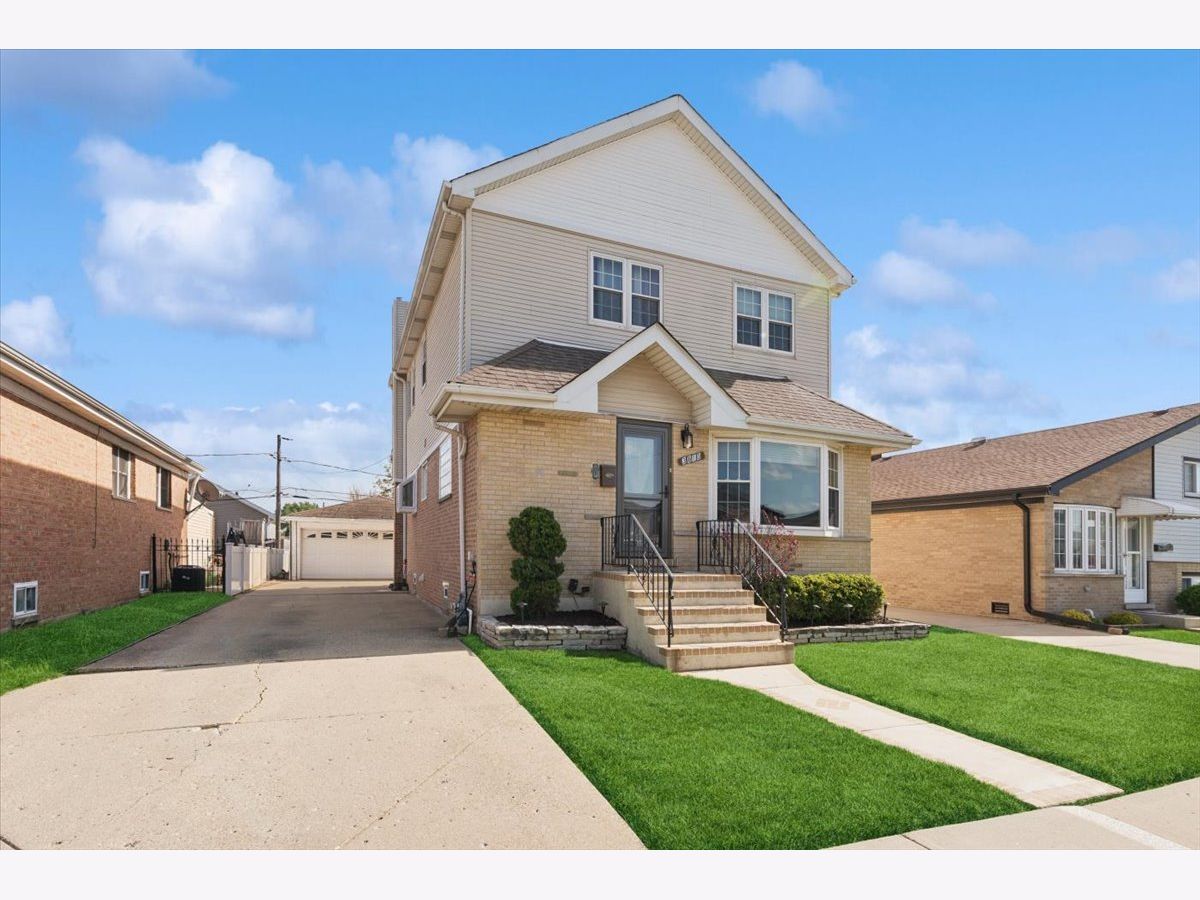  For Sale Schiller Park Illinois, 3810 Emerson Drive