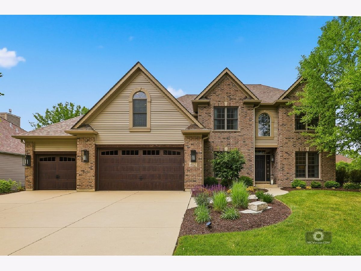  For Sale Sugar Grove Illinois, 612 Pine Street