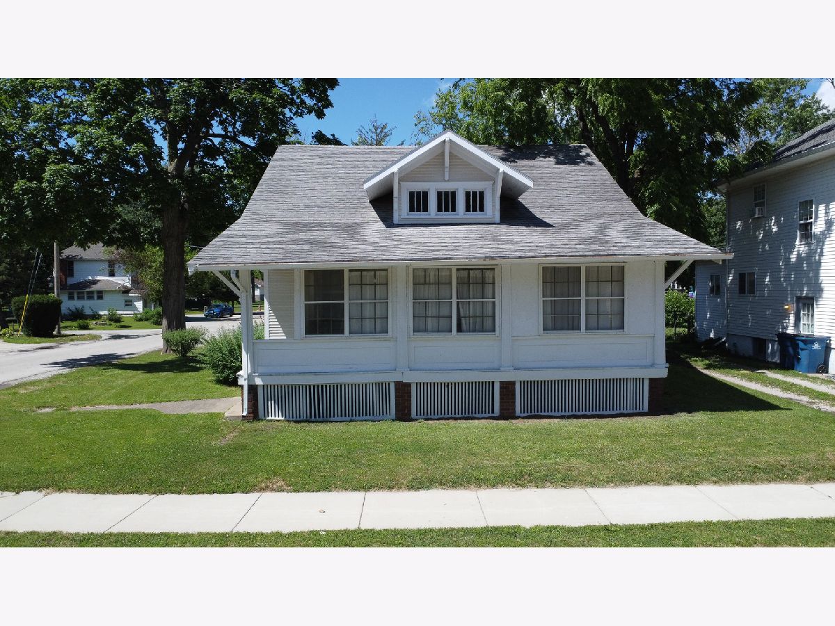  For Sale Watseka Illinois, 500 Walnut Street