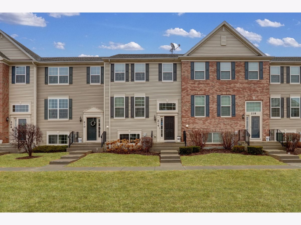  For Rent Grayslake Illinois, 214 Lionel