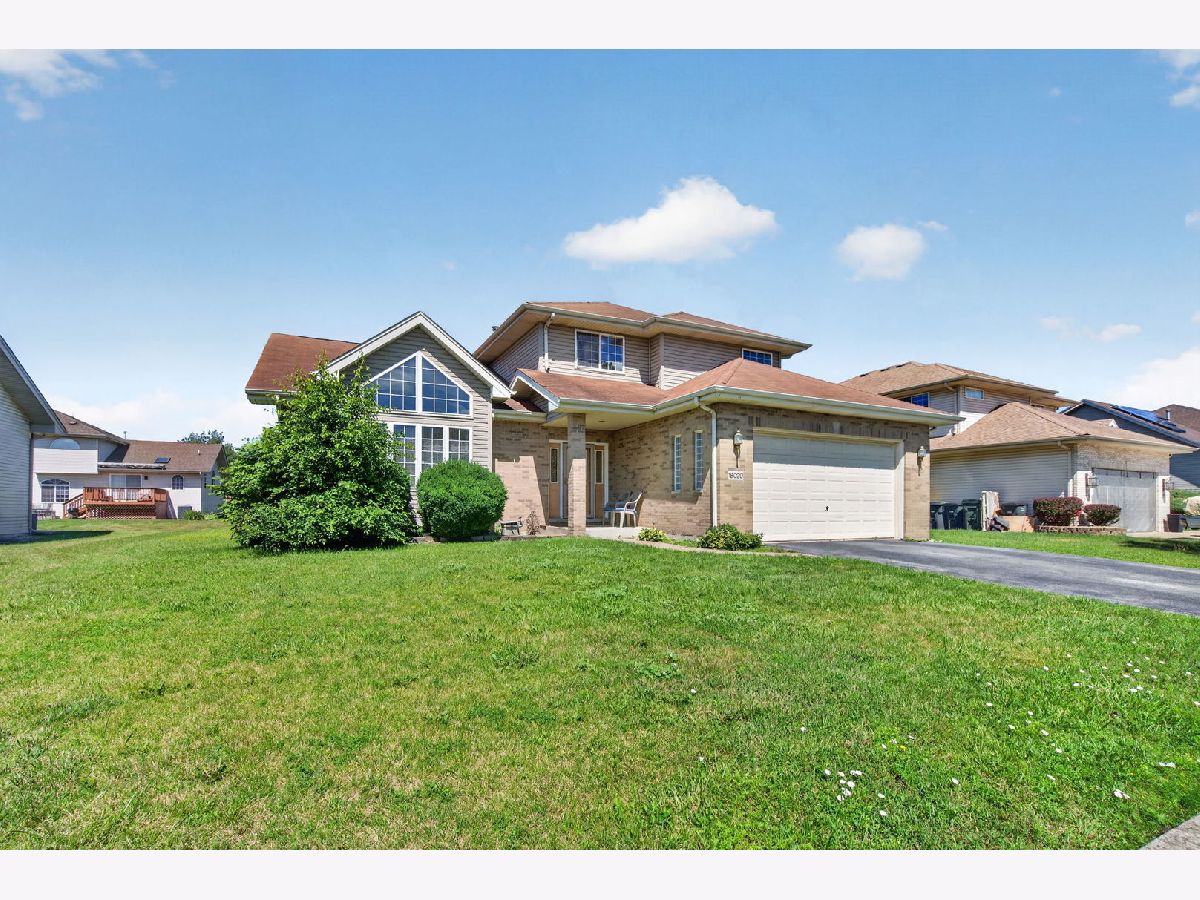  For Sale Lansing Illinois, 18020 Charlotte Drive