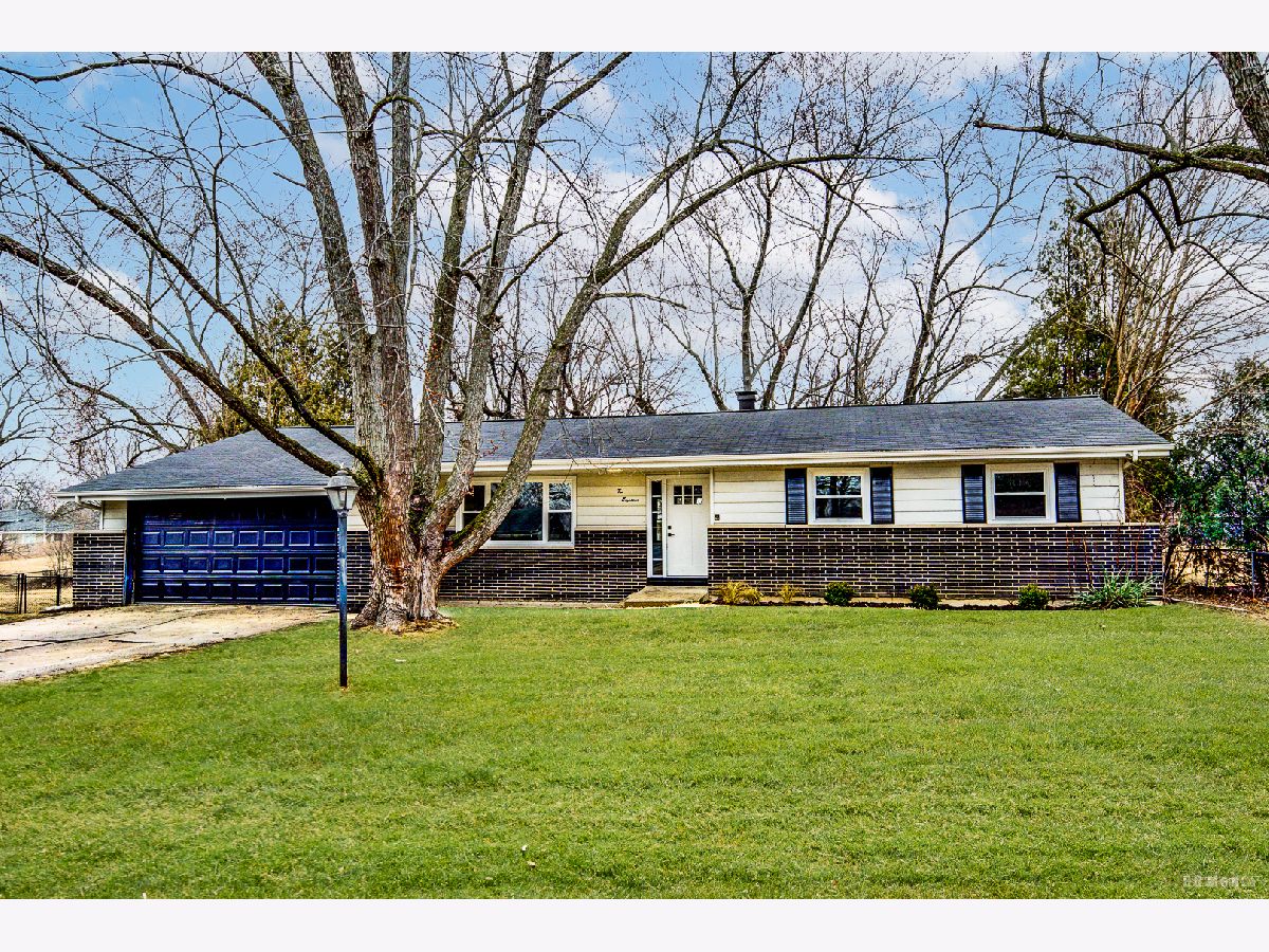  For Sale Joliet Illinois, 1018 Cassie Drive