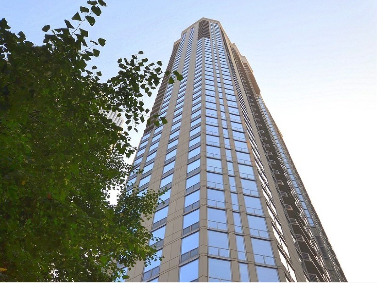  For Sale Chicago Illinois, 222 Columbus Drive