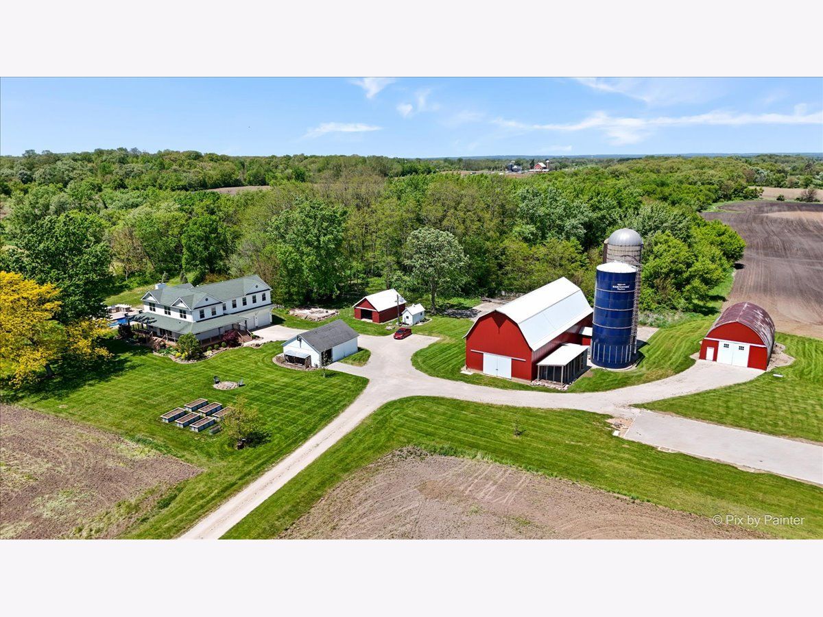  For Sale Huntley Illinois, 16614 Harmony Road