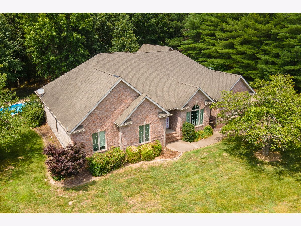  For Sale Herrin Illinois, 27 Deer