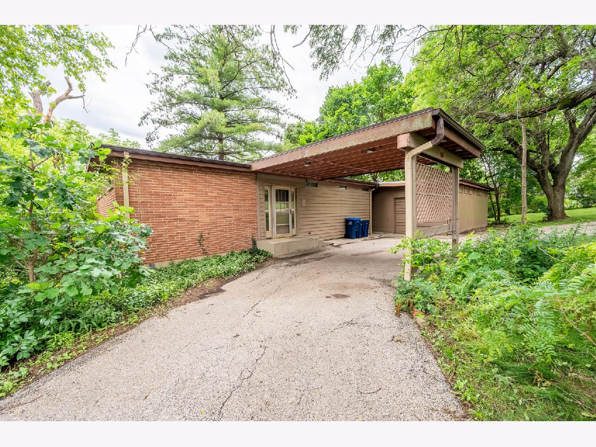  For Sale Gurnee Illinois, 341 Hickory Haven Drive