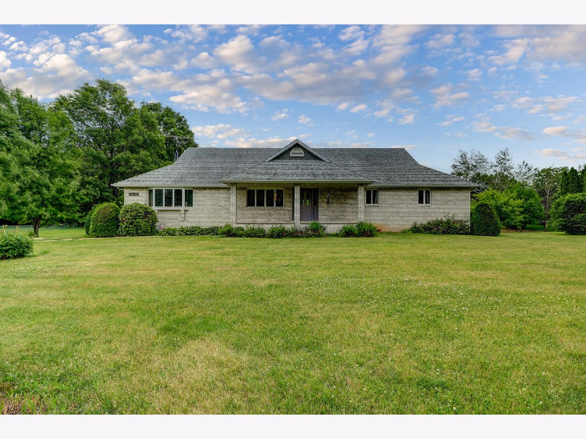  For Sale Sterling Illinois, 2205 Meadows Drive