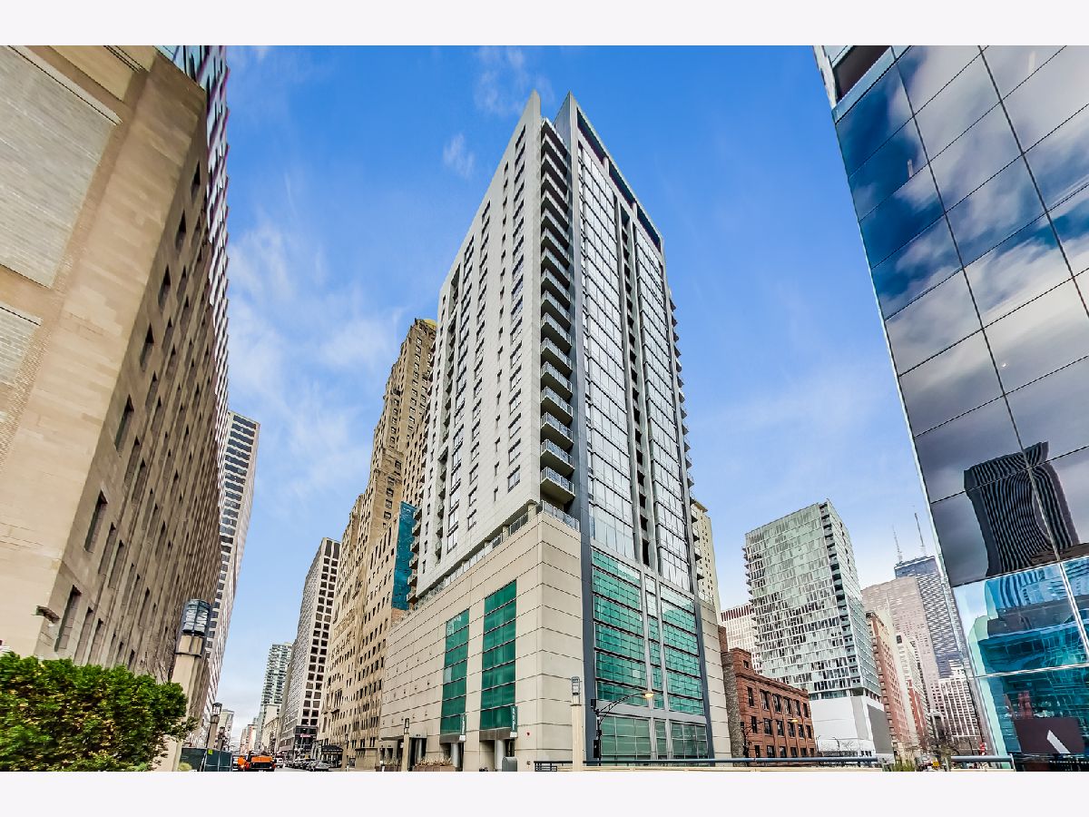 Condominiums For Sale Avenue East Chicago Illinois, 160 Illinois Street