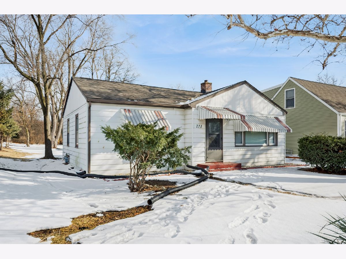  For Sale Lombard Illinois, 711 Columbine Avenue