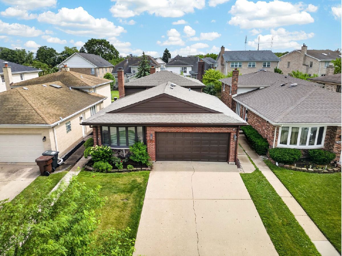  For Sale Skokie Illinois, 4609 Birchwood Avenue
