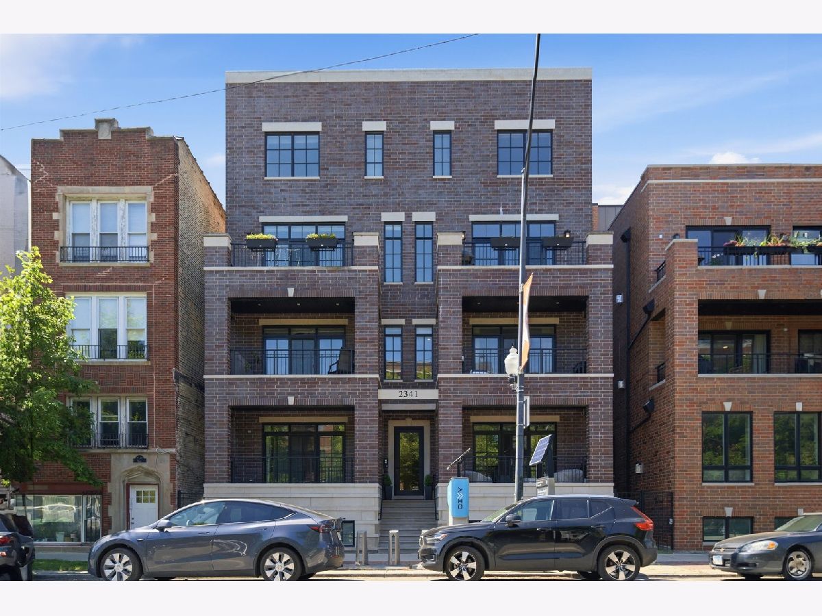  For Rent Chicago Illinois, 2341 Roscoe