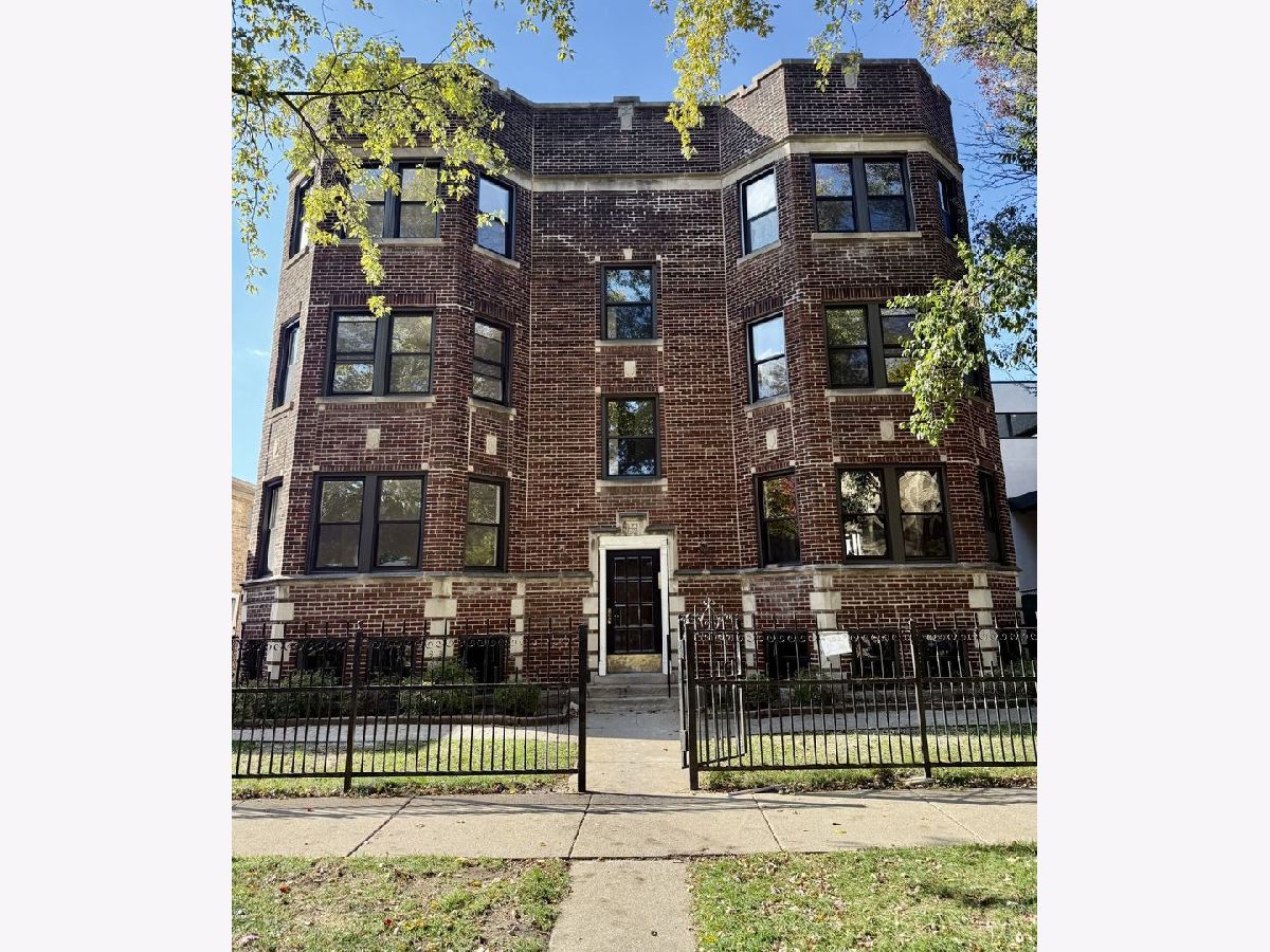  Rented Chicago Illinois, 4886 Hermitage
