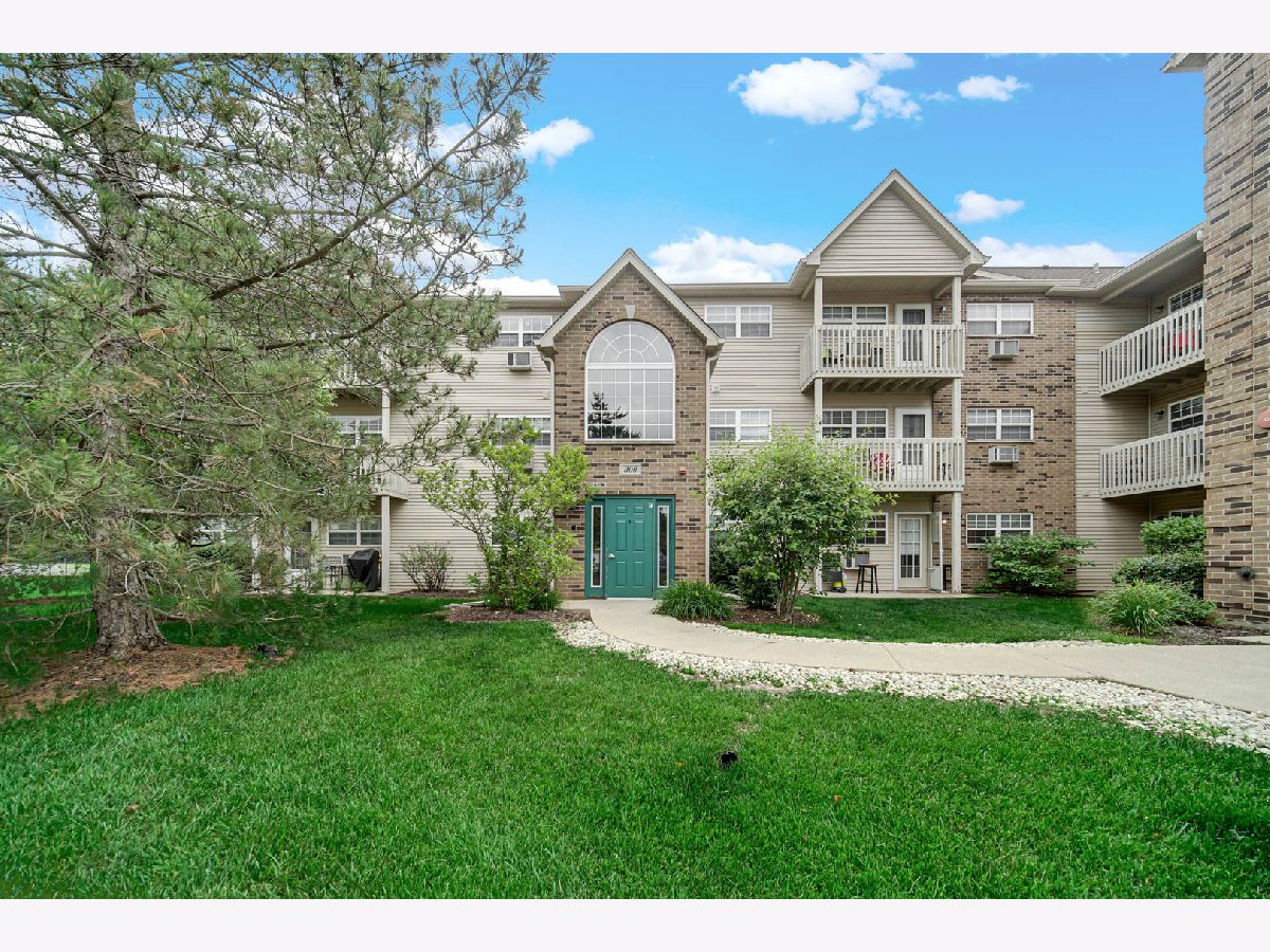  For Rent Richmond Illinois, 300 Cunat