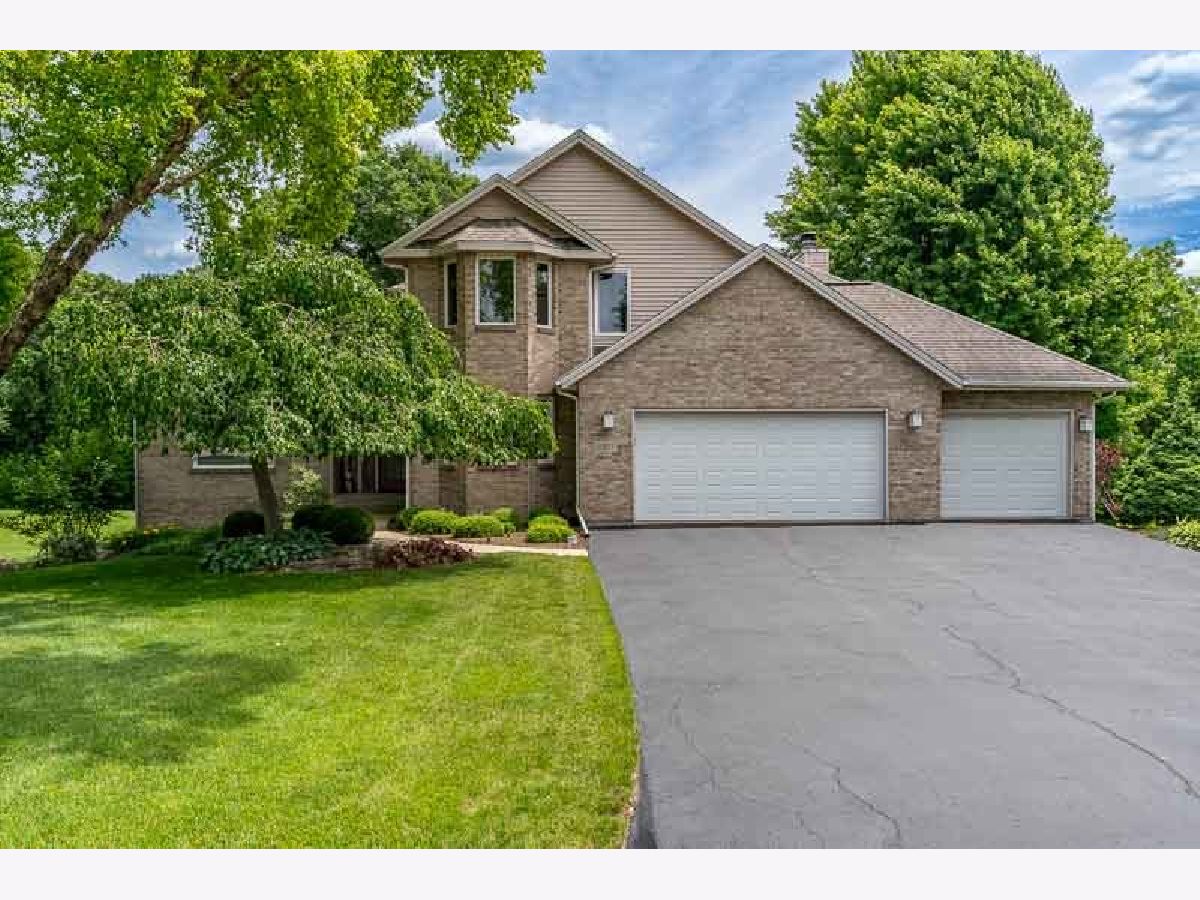  For Sale Roscoe Illinois, 11307 Ridgecrest Drive