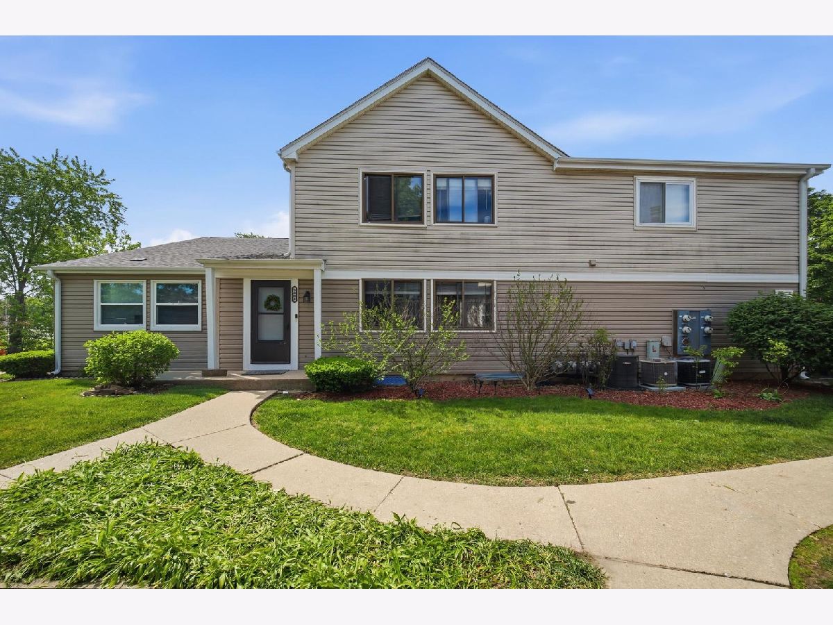 For Sale Palatine Illinois, 2081 Ginger Circle