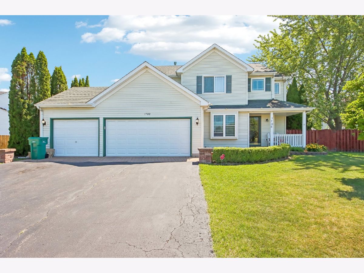  For Sale Zion Illinois, 1708 Sunshine Lane