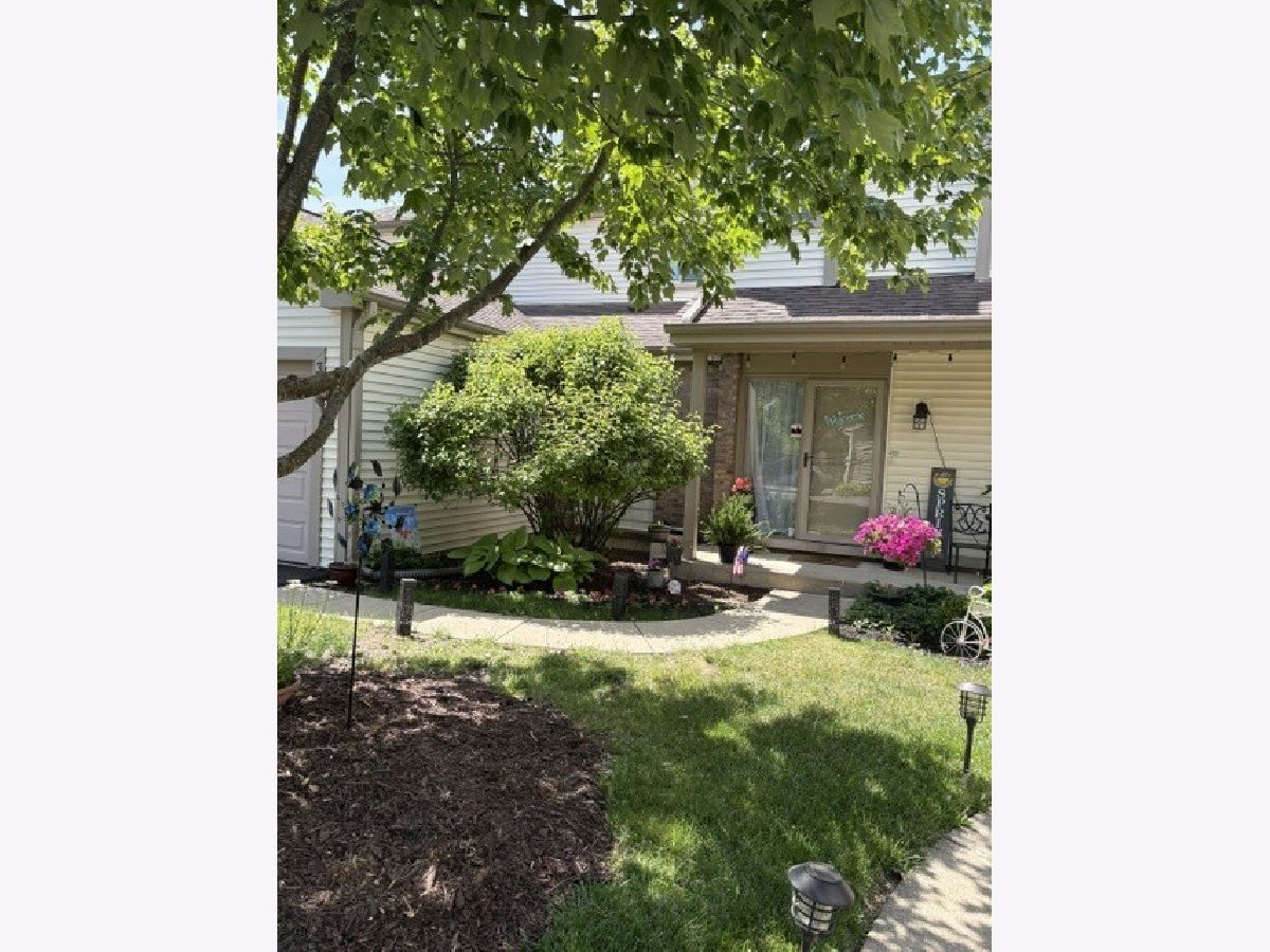  For Sale Palatine Illinois, 315 Forest Knoll Drive
