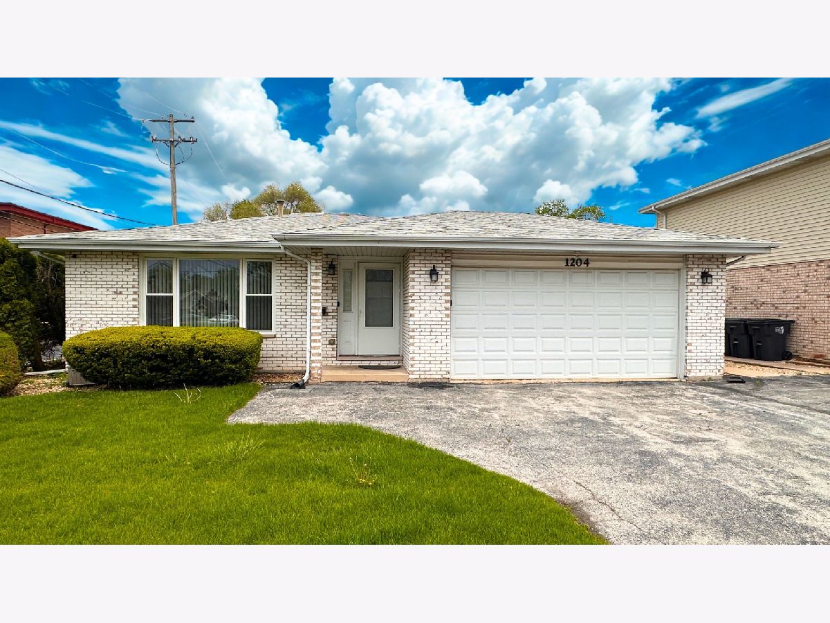  For Sale South Holland Illinois, 1204 154th Street