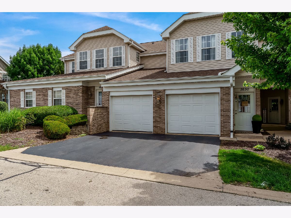  For Sale Cherry Valley Illinois, 1630 White Oak Trail