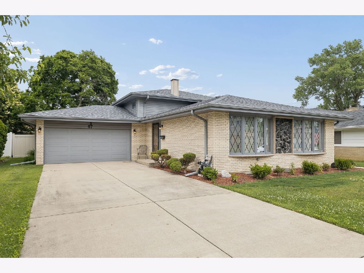  For Sale Chicago Heights Illinois, 67 Rosewood Lane