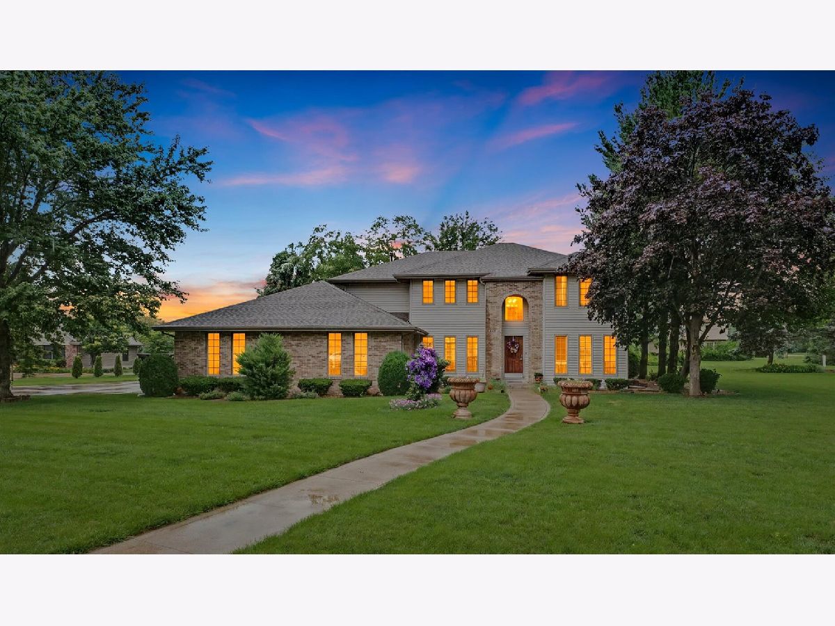  For Sale St Joseph Illinois, 402 Holly Ridge Court