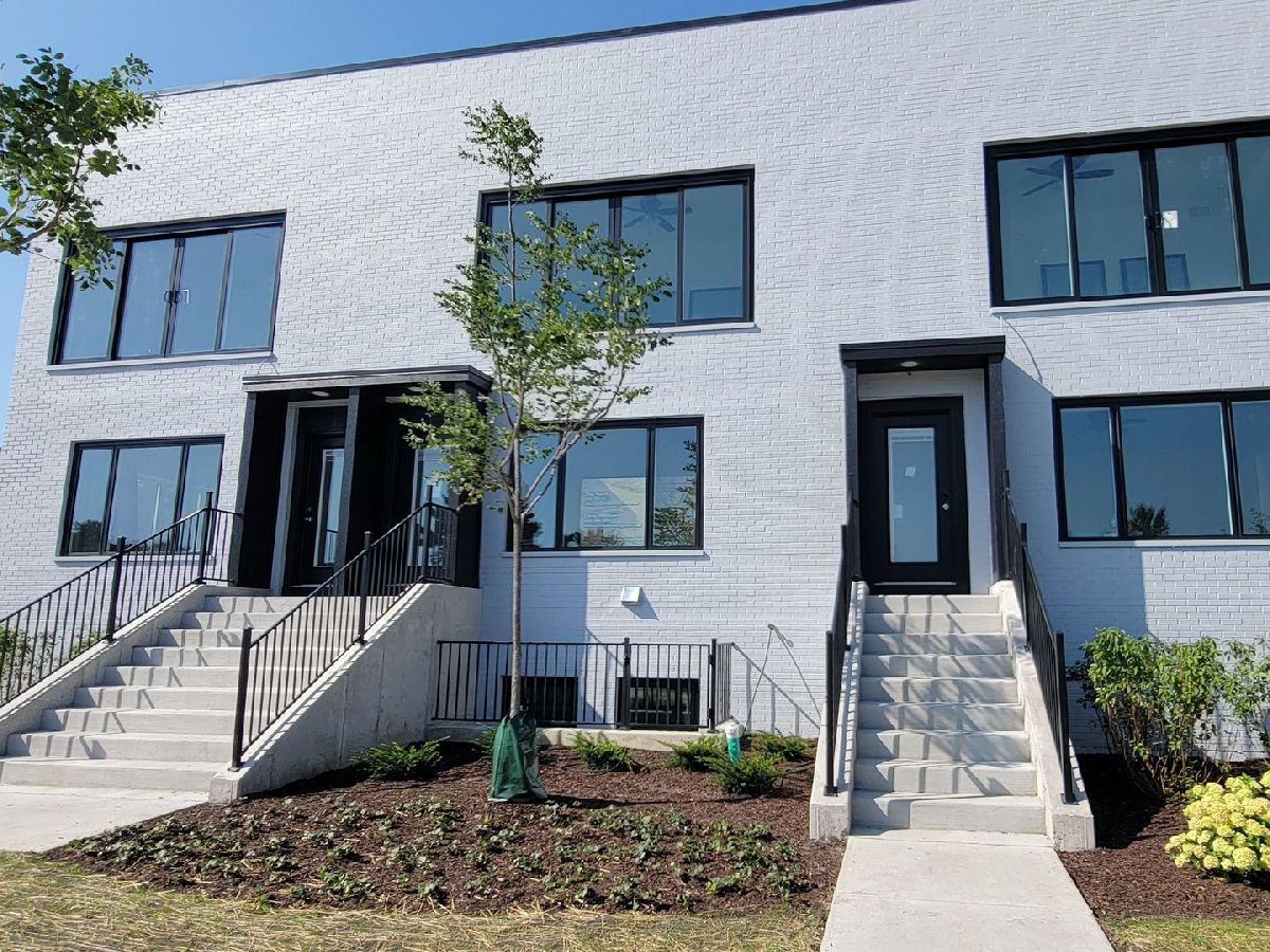  For Rent Mount Prospect Illinois, 321 W. Prospect