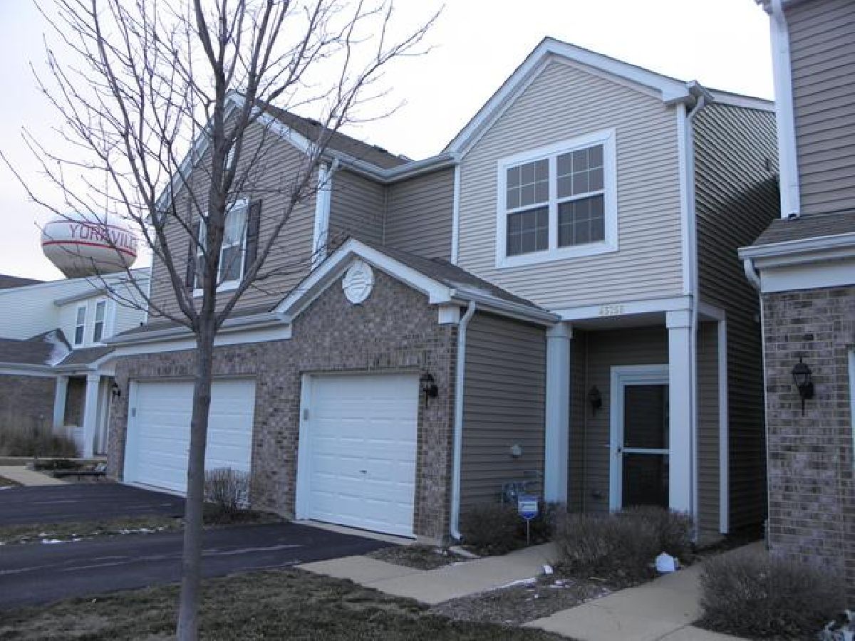  For Rent Yorkville Illinois, 4575 Camden