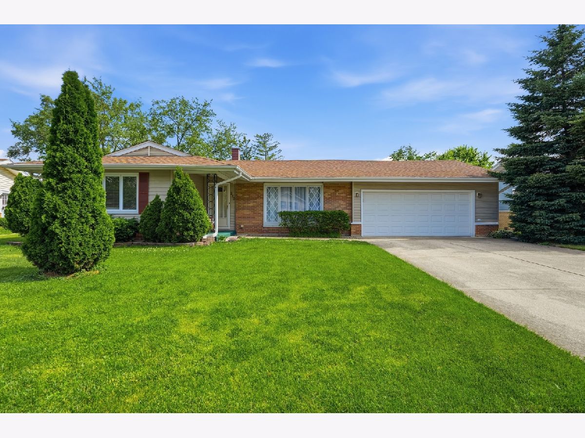  For Sale Elk Grove Village Illinois, 213 Edgeware Road