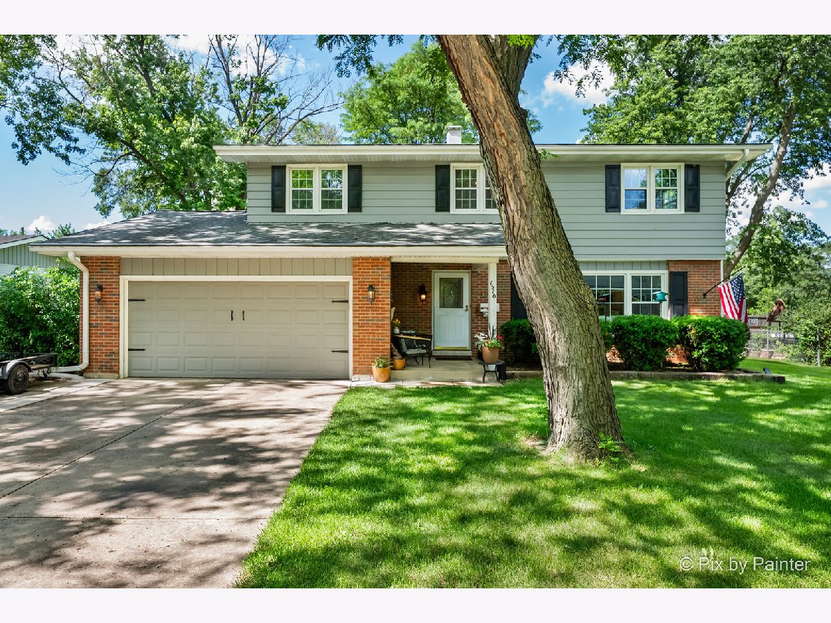  For Sale St Charles Illinois, 1510 Avalon Court