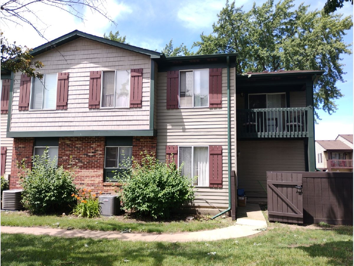  For Sale Bolingbrook Illinois, 45D Fernwood Drive